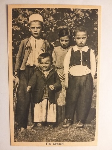Costumi albanesi bambini - albanesi, bambini.